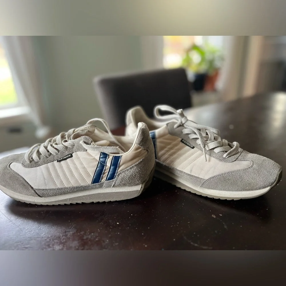 Patrick Marathon unisex size 41 sneakers,‎ Men’s 8, Blue and Cream